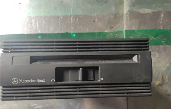 Mercedes-Benz C W202 GPS navigation control unit/module A2108200997