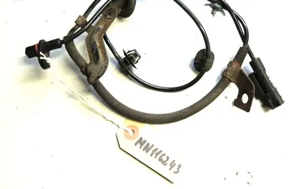Mitsubishi Lancer VIII ABS rear brake sensor 4670A579 MN116243
