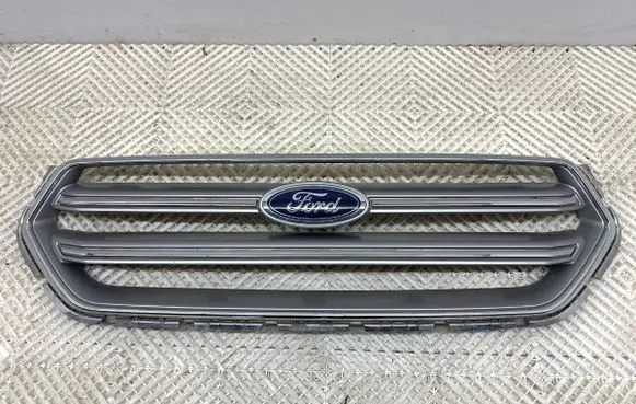 Ford Kuga II Front grill GV44-8200-D