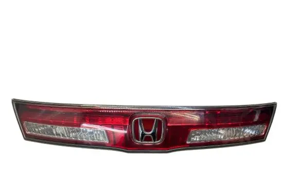 Tailgate rear/tail lights