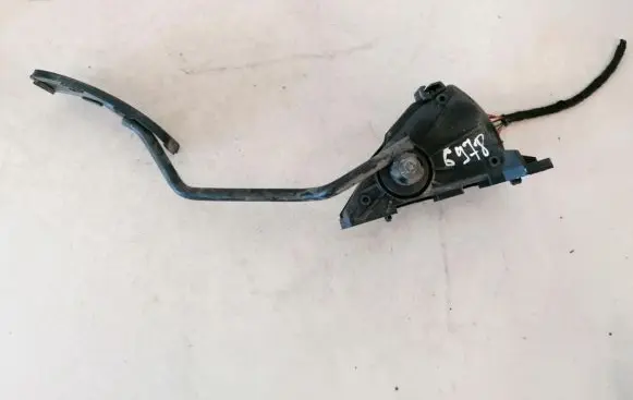 Mitsubishi Space Star Accelerator throttle pedal m865642 30865642