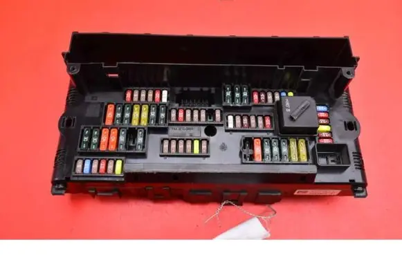 BMW 5 F10 F11 Fuse box set 9252816