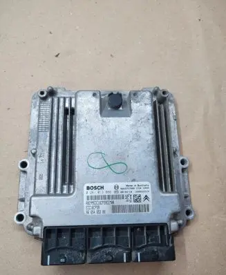 Peugeot 4007 Engine control unit/module 9665465280