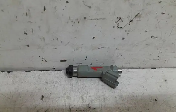 Toyota Aygo AB40 Fuel injector 232500Q030
