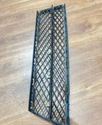 BMW 5 E60 E61 Front bumper lower grill 7178115 11460915