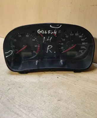 Volkswagen Golf IV Speedometer (instrument cluster) 0263018004 4103290299 1J0920801