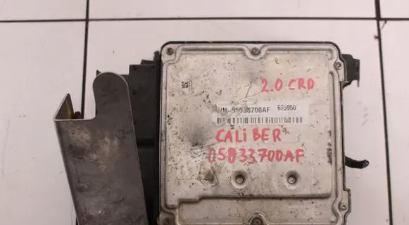 Chrysler Sebring (ST-22 - JR) Engine control unit/module 05033700AF