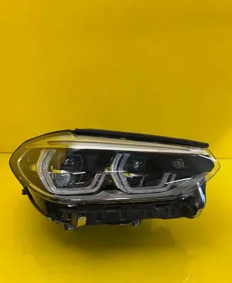 BMW X3 G01 Headlight/headlamp 8739654-02