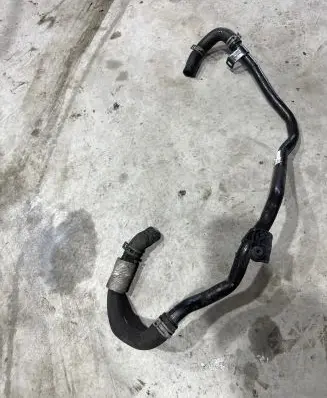 Volkswagen Tiguan Engine coolant pipe/hose 5N0145762B