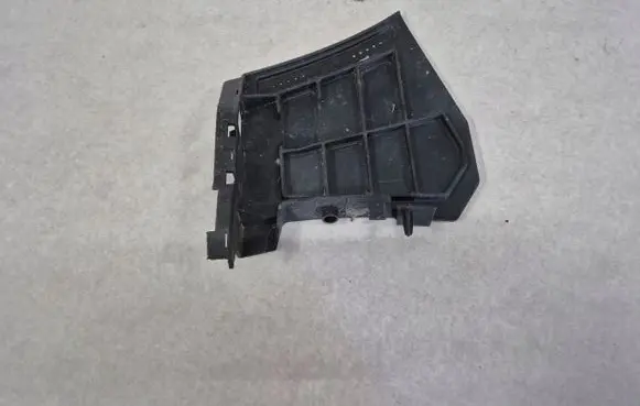 Mercedes-Benz B W247 Front bumper mounting bracket A2478852902