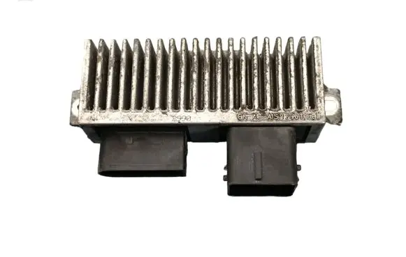 Renault Scenic III - Grand scenic III Glow plug pre-heat relay 8200558438A RCS812