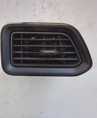 Renault Master III Dashboard air vent grill cover trim 687501519r