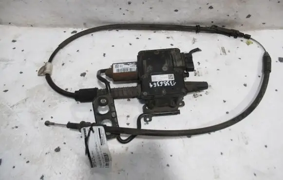 Opel Zafira C Hand brake control module 1338636
