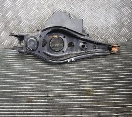 Toyota RAV 4 (XA40) Rear upper control arm/wishbone
