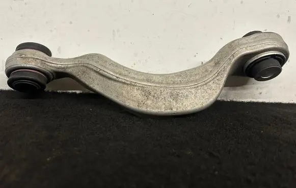 BMW 5 G30 G31 Rear upper control arm/wishbone BMW3332 8834819