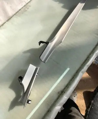 Mercedes-Benz GLC X253 C253 Dashboard glove box trim A2056804871