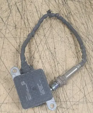Mercedes-Benz Sprinter W907 W910 Lambda probe sensor A0009053009