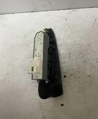 Toyota RAV 4 (XA30) Electric window control switch 7423242070