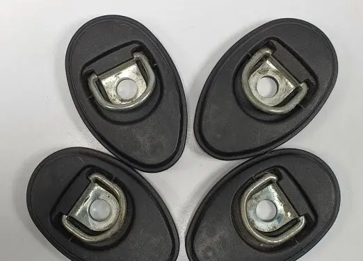 Alfa Romeo GT Tie down hook / loop 