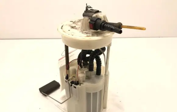Nissan Almera N16 In-tank fuel pump 