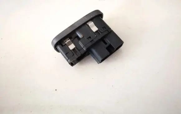 Volvo S70 V70 V70 XC Electric window control switch 9472279