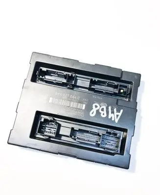 Audi A4 S4 B8 8K Comfort/convenience module 8K0907064C
