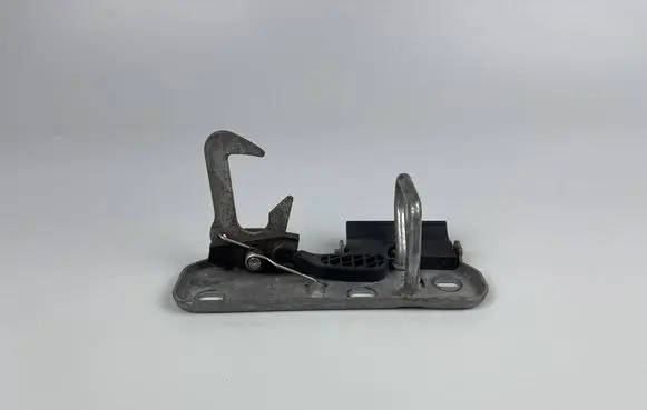 Volkswagen Golf VI Engine bonnet/hood lock/latch loop/hook 1Q0823480