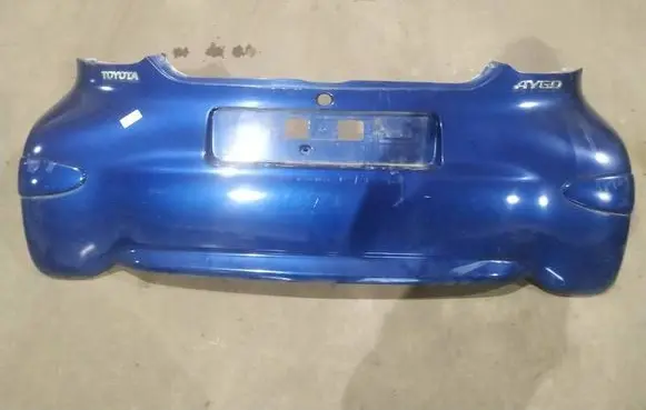 Toyota Aygo AB10 Rear bumper melynas