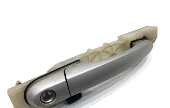 Hyundai Tucson JM Front door exterior handle 