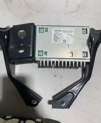 Toyota Prius (XW30) Sound amplifier 8610047100 1460012370B101 A1401186