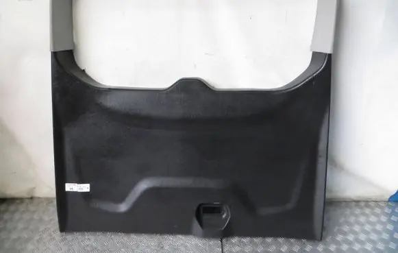 Ford Tourneo Custom Trunk separation 