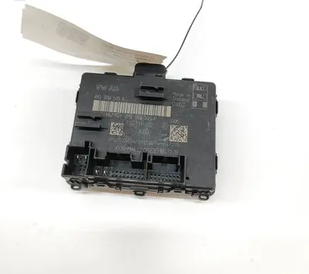 Volkswagen Touareg III Door control unit/module 4M1959595K