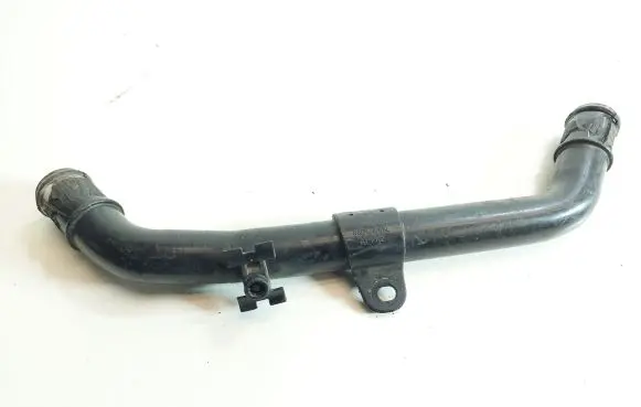 Audi A4 S4 B7 8E 8H Engine coolant pipe/hose 06D121065L