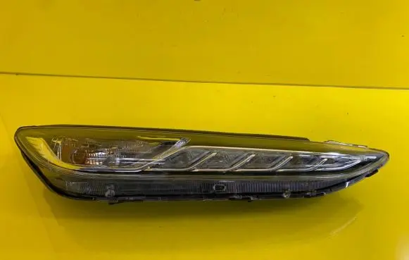 Hyundai Kona I Headlight/headlamp 92208