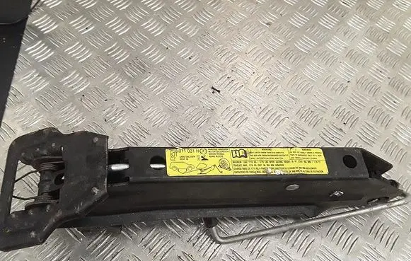 Ford S-MAX Tool set 7l0011031