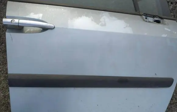 Front door trim (molding)