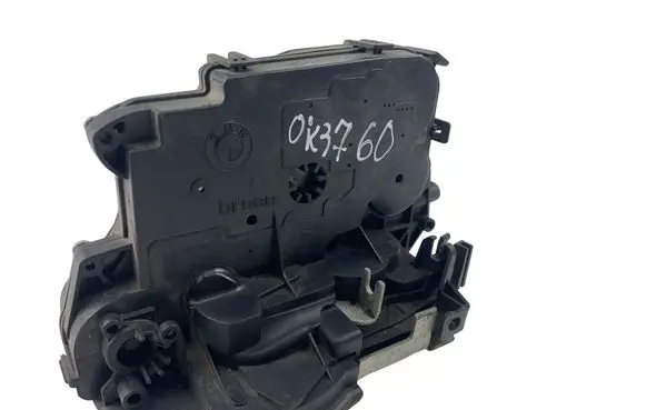 BMW X1 E84 Rear door lock 7060296