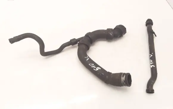 Audi A6 S6 C5 4B Engine coolant pipe/hose