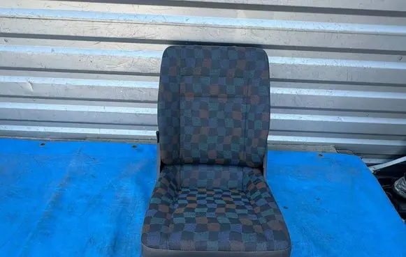 Mercedes-Benz Vito Viano W638 Rear seat A6389502231 00007E68