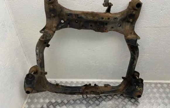 Hyundai i30 Front subframe