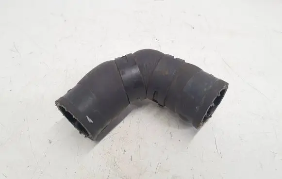 Lexus IS 220D-250-350 Engine coolant pipe/hose