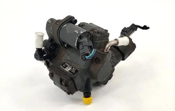 Volvo S40 Fuel injection high pressure pump 9685705080 A2C27100268