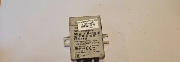 BMW 7 E38 Immobilizer control unit/module 61354100187