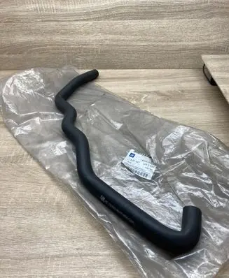 Opel Omega B1 Other engine bay part 93170033 OMEGAPIPEHOSE
