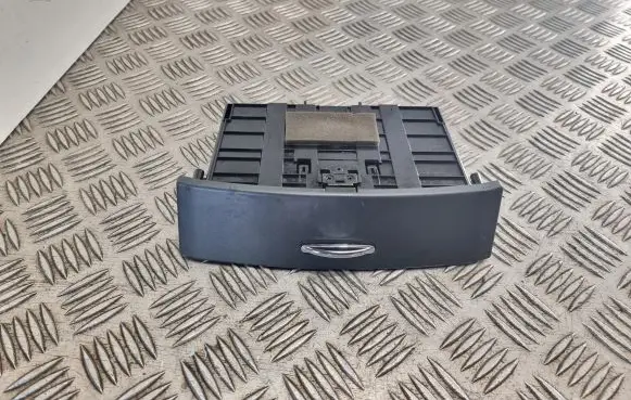 Car ashtray