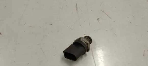 Seat Leon (5F) Fuel pressure sensor 06h906051g