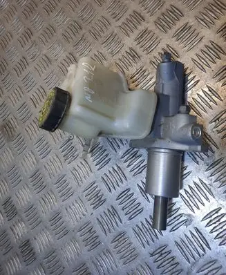 Mercedes-Benz E W212 Master brake cylinder A2044300002