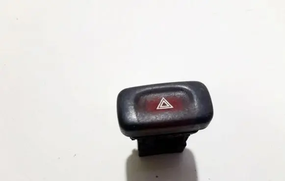 Nissan Primera Hazard light switch