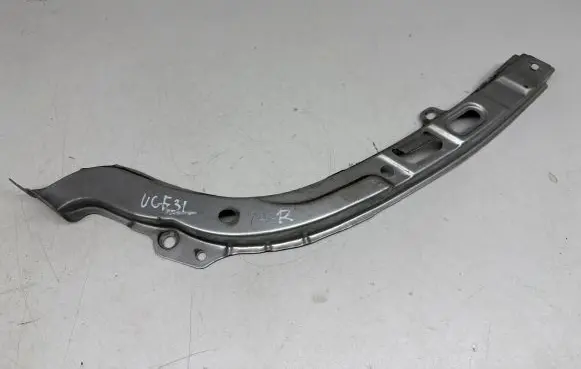 Lexus LS UCF30 Headlight/headlamp mounting bracket 749R