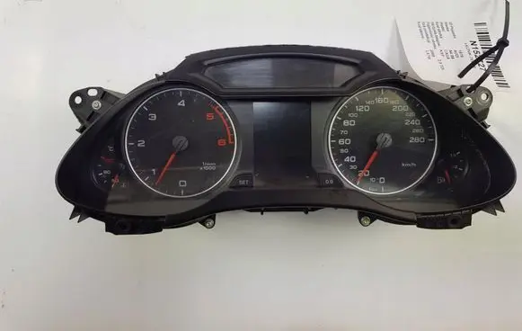 Audi A4 S4 B8 8K Speedometer (instrument cluster) 8K0920900D